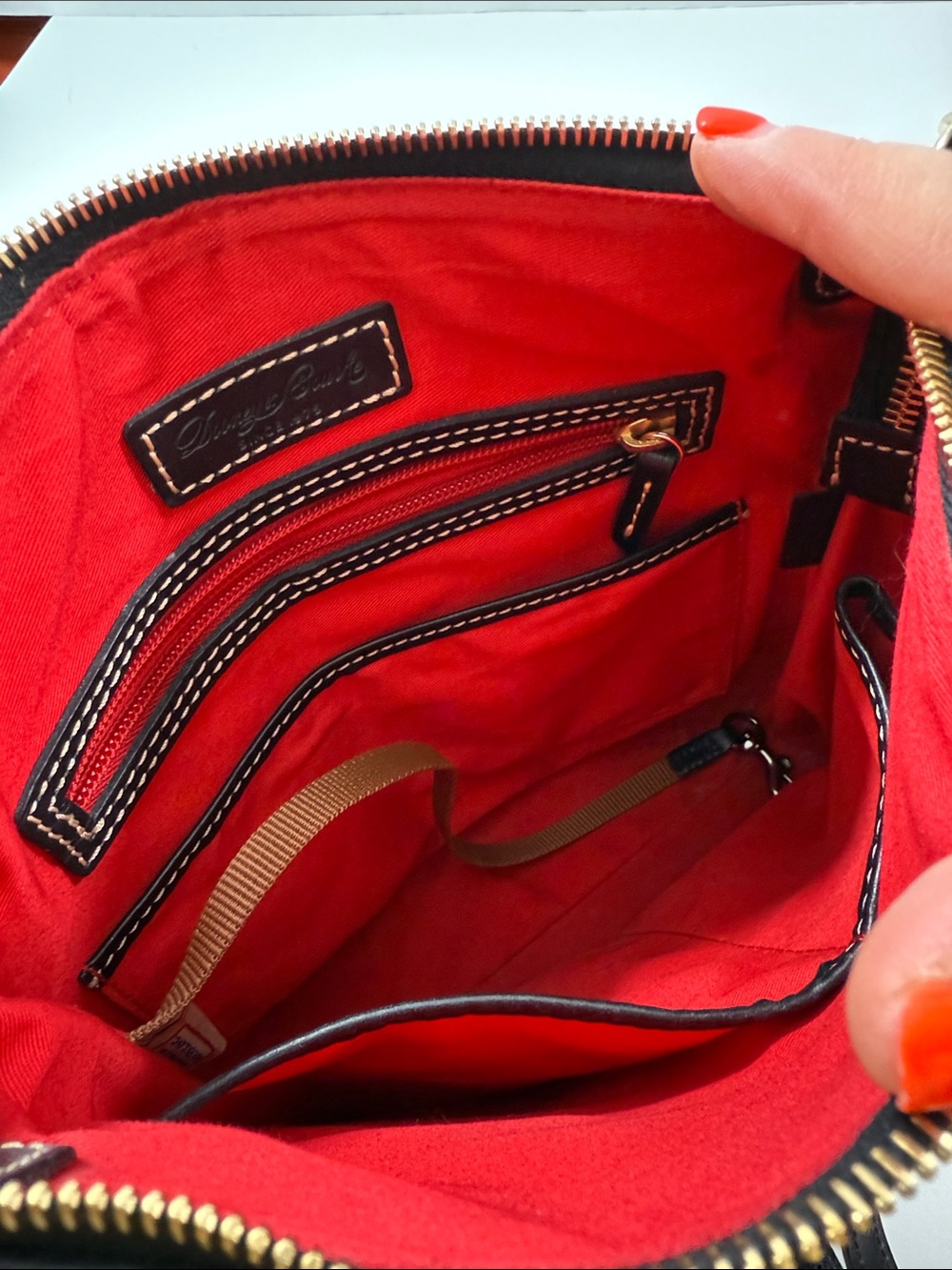 Dooney and Bourke black leather purse Crossbody bag with textured leather EUC - Picture 5 of 7